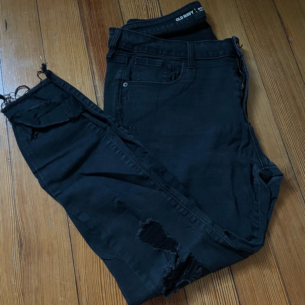 Old Navy Rockstar Ripped Jeans